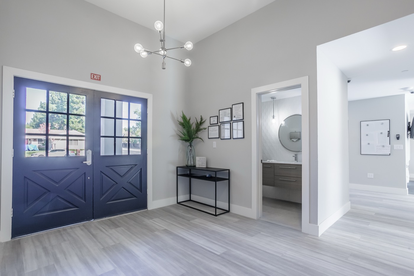 Welcoming entry foyer at a New Start CLHF